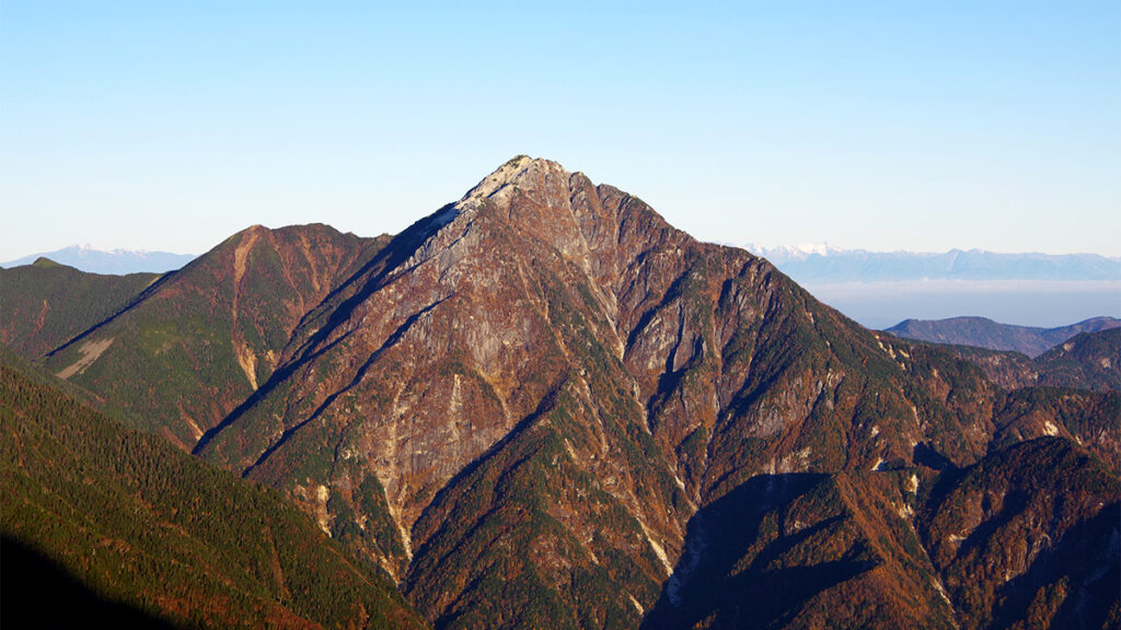 鳳凰三山観音岳から眺めた甲斐駒ヶ岳