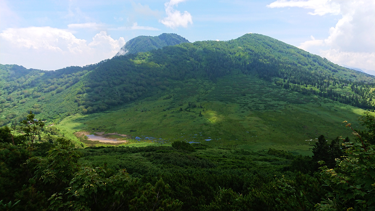 茶臼山から眺めた妙高山