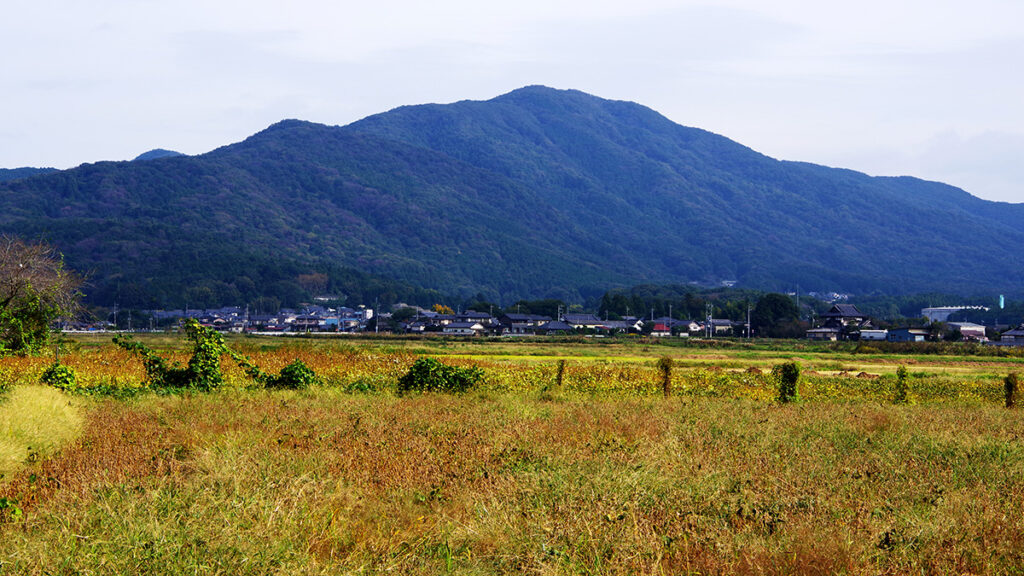 桜川市亀岡付近から眺めた高峯