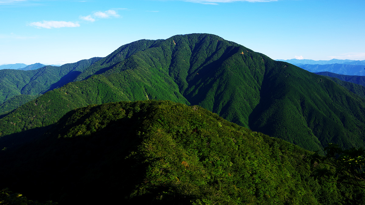小笄から眺めた大室山